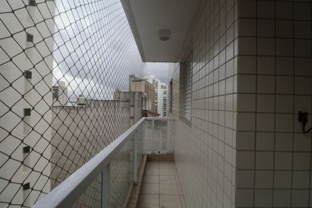 Apartamento para alugar com 86m², 3 quartos e 2 vagas Apartamento para alugar com 86m², 3 quartos e 2 vagasVaranda