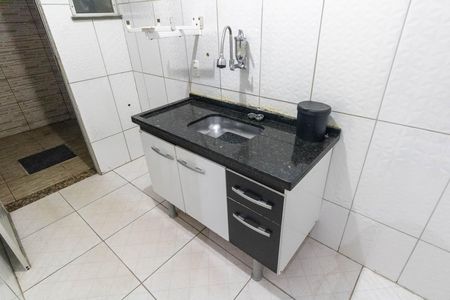 Apartamento para alugar com 48m², 2 quartos e 1 vaga Apartamento para alugar com 48m², 2 quartos e 1 vagaCozinha e Área de Serviço