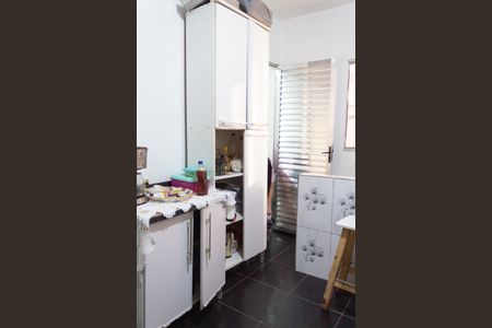 Cozinha de casa para alugar com 2 quartos, 60m² em Jardim Leni, São Paulo