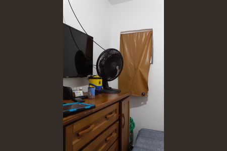 Quarto 1 de casa para alugar com 2 quartos, 60m² em Jardim Leni, São Paulo