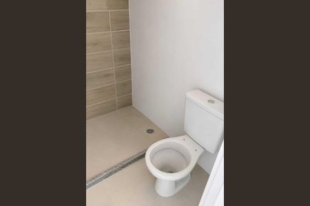 Apartamento para alugar com 35m², 1 quarto e sem vaga Apartamento para alugar com 35m², 1 quarto e sem vagaBanheiro