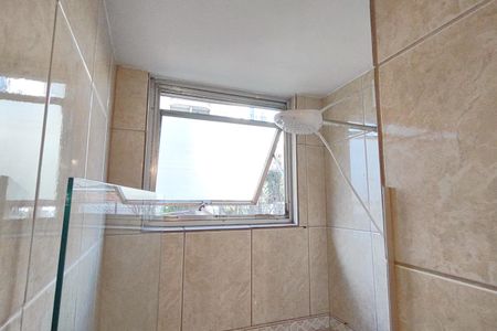 Banheiro de apartamento para alugar com 2 quartos, 60m² em Santa Paula, São Caetano do Sul
