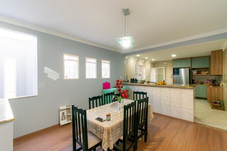 Sala de Jantar de casa à venda com 3 quartos, 300m² em Vila Rica, São Paulo