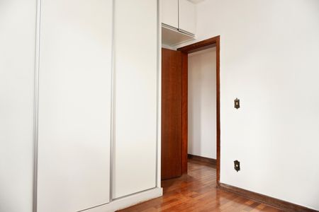 Apartamento à venda com 192m², 3 quartos e 2 vagas Apartamento à venda com 192m², 3 quartos e 2 vagasQuarto 2
