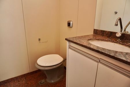 Apartamento à venda com 192m², 3 quartos e 2 vagas Apartamento à venda com 192m², 3 quartos e 2 vagasLavabo - Cobertura