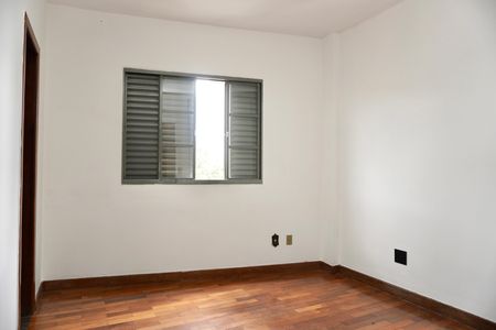 Apartamento à venda com 192m², 3 quartos e 2 vagas Apartamento à venda com 192m², 3 quartos e 2 vagasSuíte