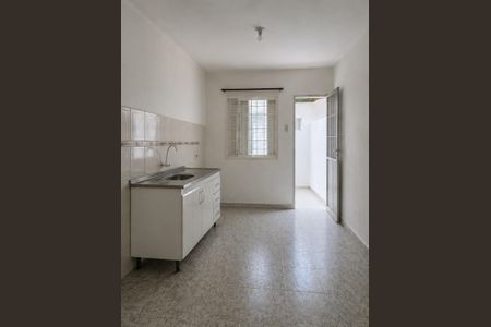 Cozinha de casa de condomínio para alugar com 3 quartos, 60m² em Viamópolis, Viamão