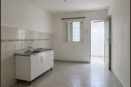 Cozinha de casa de condomínio para alugar com 3 quartos, 60m² em Viamópolis, Viamão
