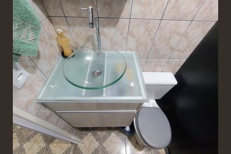 Banheiro social de apartamento à venda com 2 quartos, 48m² em Jd Iraja, São Bernardo do Campo
