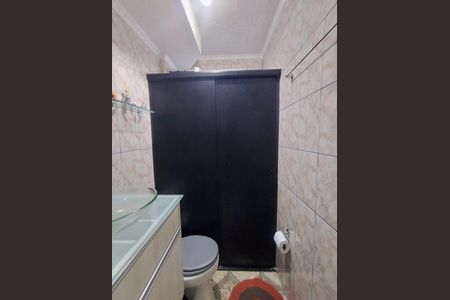 Apartamento à venda com 48m², 2 quartos e 1 vaga Apartamento à venda com 48m², 2 quartos e 1 vagaBanheiro social