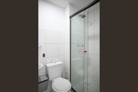 Banheiro de apartamento para alugar com 2 quartos, 37m² em Jardim Imperador (zona Sul), São Paulo