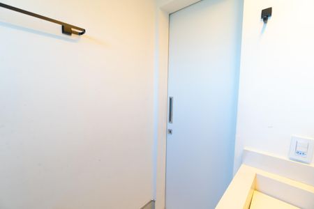 Apartamento à venda com 70m², 2 quartos e 2 vagas Apartamento à venda com 70m², 2 quartos e 2 vagasBanheiro da Suíte