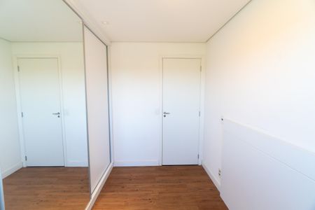 Apartamento à venda com 70m², 2 quartos e 2 vagas Apartamento à venda com 70m², 2 quartos e 2 vagasQuarto