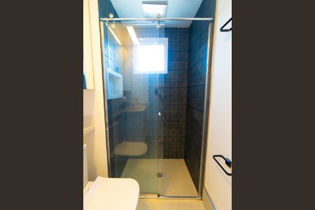 Apartamento à venda com 70m², 2 quartos e 2 vagas Apartamento à venda com 70m², 2 quartos e 2 vagasBanheiro da Suíte