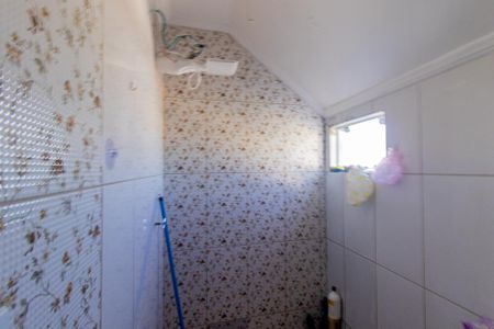 Banheiro Social de casa à venda com 3 quartos, 150m² em Sítio Cercado, Curitiba