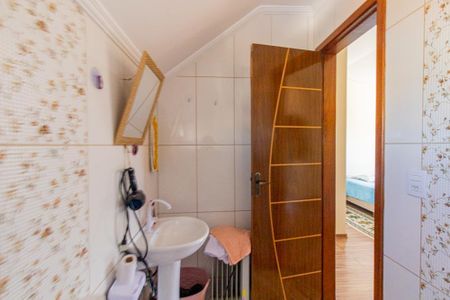 Casa à venda com 150m², 3 quartos e 1 vaga Casa à venda com 150m², 3 quartos e 1 vagaBanheiro Social