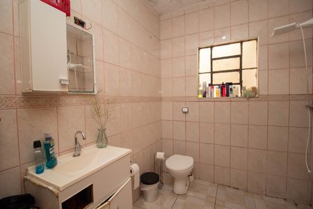 Banheiro de casa à venda com 1 quarto, 80m² em Vila Siqueira (zona Norte), São Paulo