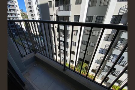 Apartamento à venda com 37m², 2 quartos e sem vaga Apartamento à venda com 37m², 2 quartos e sem vagaVaranda
