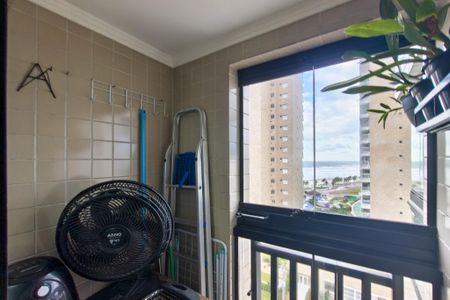 Apartamento para alugar com 72m², 2 quartos e 1 vaga Apartamento para alugar com 72m², 2 quartos e 1 vagaSacada