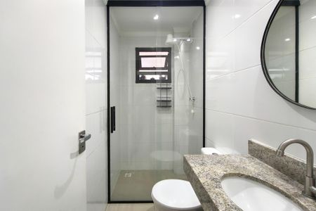Apartamento para alugar com 72m², 2 quartos e 1 vaga Apartamento para alugar com 72m², 2 quartos e 1 vagaBanheiro da Suíte 1