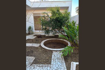 Casa à venda com 308m², 3 quartos e 2 vagas