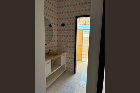 Casa para alugar com 3 quartos, 308m² em Jardim Social, Curitiba
