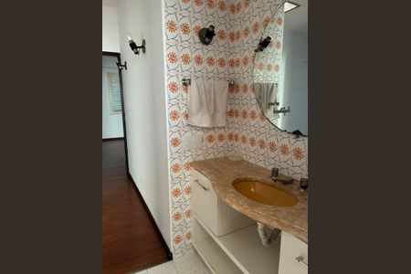 Casa à venda com 308m², 3 quartos e 2 vagas