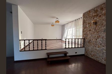 Casa à venda com 308m², 3 quartos e 2 vagas