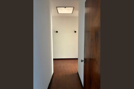 Casa para alugar com 3 quartos, 308m² em Jardim Social, Curitiba