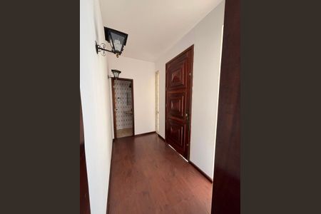 Casa à venda com 308m², 3 quartos e 2 vagas