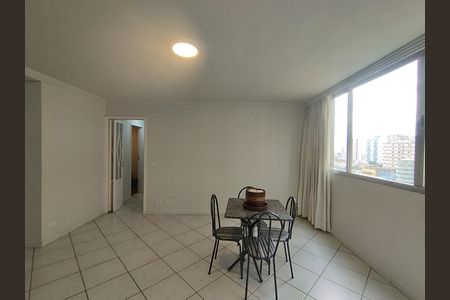 Apartamento para alugar com 98m², 3 quartos e 1 vaga Apartamento para alugar com 98m², 3 quartos e 1 vagaSala