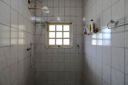 Banheiro de casa para alugar com 3 quartos, 100m² em Jardim Camila, Mogi das Cruzes