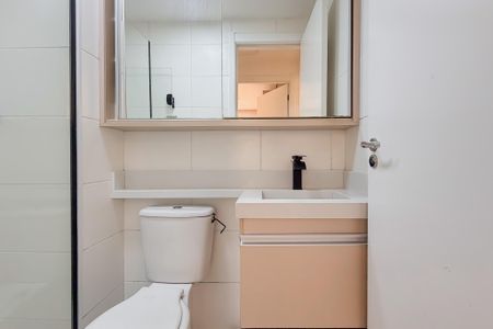 Apartamento para alugar com 32m², 2 quartos e sem vaga Apartamento para alugar com 32m², 2 quartos e sem vagaBanheiro