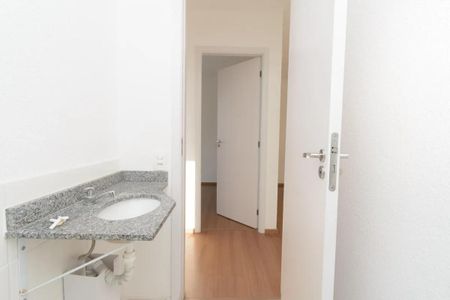 Apartamento para alugar com 64m², 2 quartos e 1 vaga Apartamento para alugar com 64m², 2 quartos e 1 vagaBanheiro social