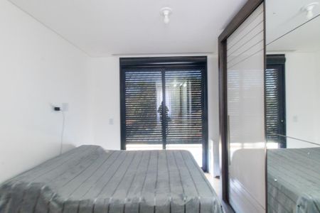 Casa à venda com 166m², 3 quartos e 1 vaga Casa à venda com 166m², 3 quartos e 1 vagaQuarto 1 Suite
