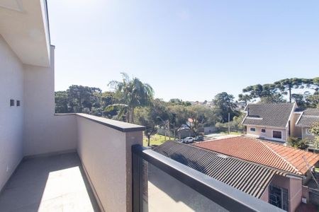 Casa à venda com 166m², 3 quartos e 1 vaga Casa à venda com 166m², 3 quartos e 1 vagaTerraço