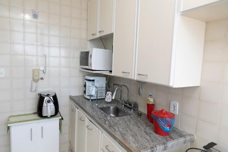 COZINHA de apartamento para alugar com 2 quartos, 68m² em Jardim Leonor, Campinas