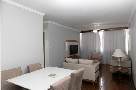 SALA DOIS AMBIENTES de apartamento para alugar com 2 quartos, 68m² em Jardim Leonor, Campinas