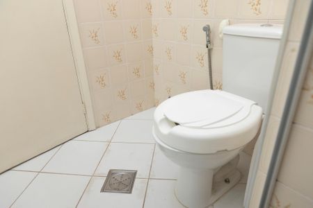 Apartamento para alugar com 68m², 2 quartos e 1 vaga Apartamento para alugar com 68m², 2 quartos e 1 vagaBANHEIRO