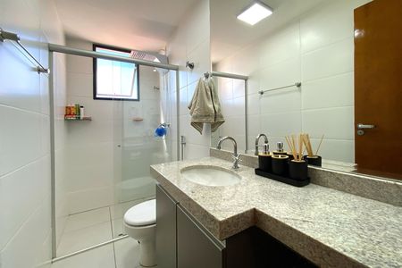 Apartamento à venda com 159m², 3 quartos e 2 vagasBanheiro