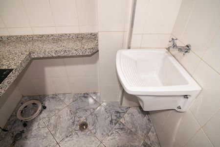 Cozinha / Área de Serviço de apartamento para alugar com 1 quarto, 40m² em Bela Vista, São Paulo