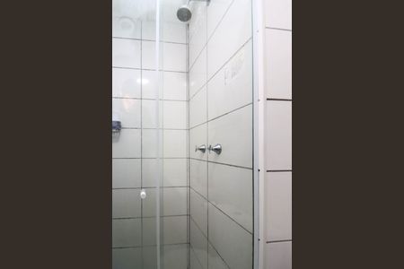 Apartamento à venda com 45m², 2 quartos e 1 vaga Apartamento à venda com 45m², 2 quartos e 1 vagaBanheiro