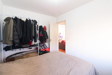 Quarto de apartamento à venda com 1 quarto, 55m² em Medianeira, Porto Alegre