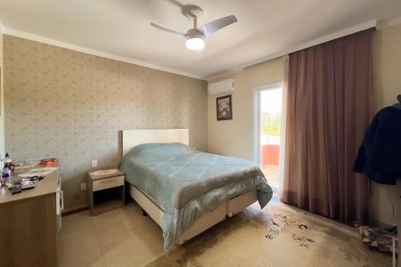 Casa de condomínio à venda com 244m², 3 quartos e 4 vagas Casa de condomínio à venda com 244m², 3 quartos e 4 vagasSuíte 1