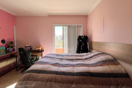 Casa de condomínio à venda com 244m², 3 quartos e 4 vagas Casa de condomínio à venda com 244m², 3 quartos e 4 vagasSuíte 3