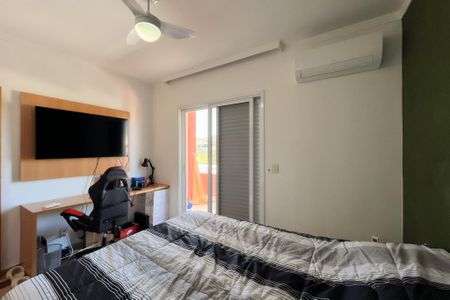 Casa de condomínio à venda com 244m², 3 quartos e 4 vagas Casa de condomínio à venda com 244m², 3 quartos e 4 vagasSuíte 2