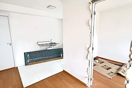 Sala de apartamento à venda com 2 quartos, 36m² em Vila das Bandeiras, Guarulhos