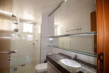 Apartamento para alugar com 79m², 3 quartos e 2 vagas Apartamento para alugar com 79m², 3 quartos e 2 vagasBanheiro Social