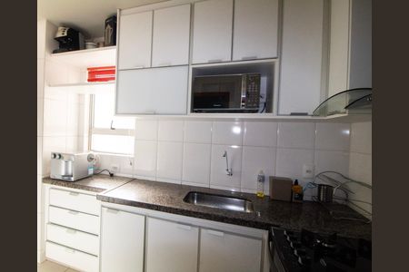 Apartamento para alugar com 79m², 3 quartos e 2 vagas Apartamento para alugar com 79m², 3 quartos e 2 vagasCozinha
