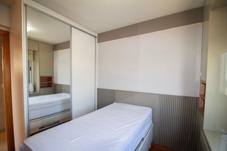 Apartamento para alugar com 79m², 3 quartos e 2 vagas Apartamento para alugar com 79m², 3 quartos e 2 vagasQuarto 01
